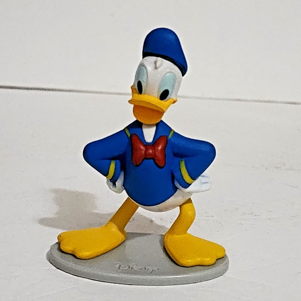 Disney Just Play Donald Duck Figure Hands on Hips PVC 3.5" Cake Topper